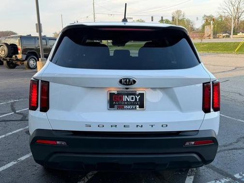 2021 Kia Sorento LX