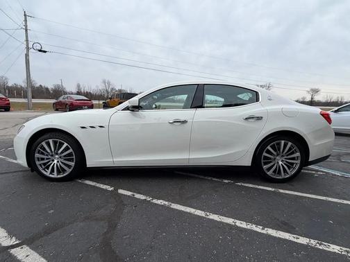 2016 Maserati Ghibli S