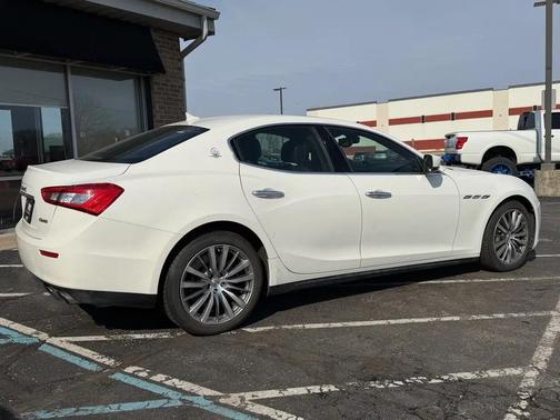 2016 Maserati Ghibli S