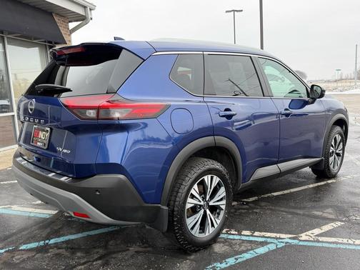 2022 Nissan Rogue SV