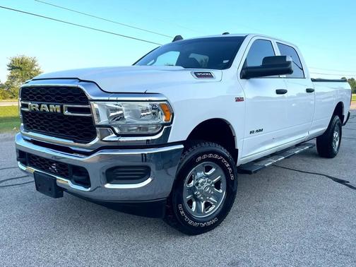 2021 RAM 3500 Tradesman Crew Cab 4x4 8' Box