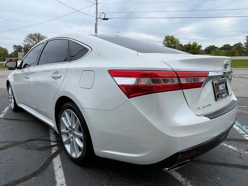 2013 Toyota Avalon XLE Premium