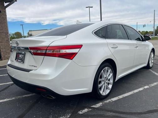 2013 Toyota Avalon XLE Premium