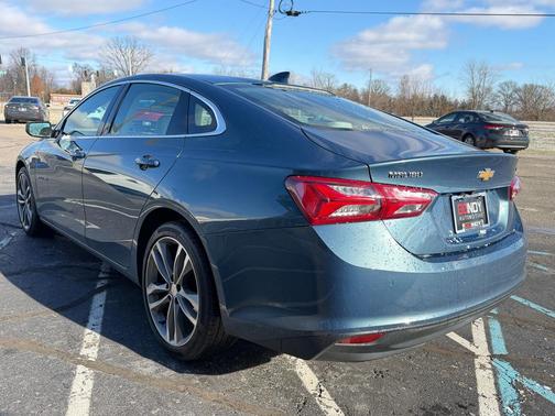 2024 Chevrolet Malibu FWD 2LT