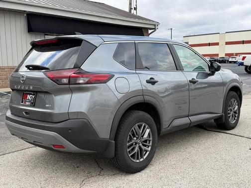 2023 Nissan Rogue S