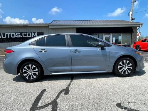 2020 Toyota Corolla Hybrid LE