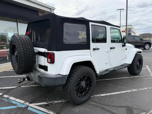 2016 Jeep Wrangler Unlimited Sahara