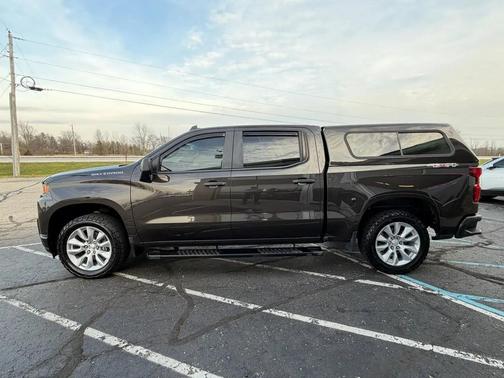 Oxford Brown Metallic 2021 Chevrolet Silverado 1500 Custom
