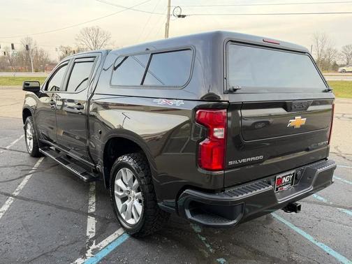 Oxford Brown Metallic 2021 Chevrolet Silverado 1500 Custom