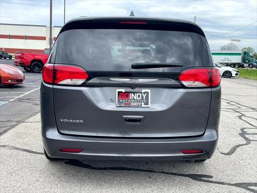 2021 Chrysler Voyager LXI