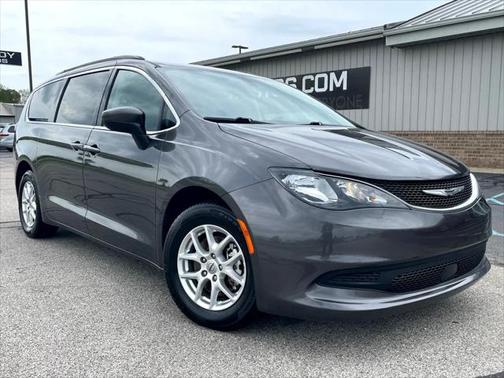2021 Chrysler Voyager LXI