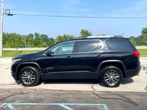 2017 GMC Acadia SLT-1
