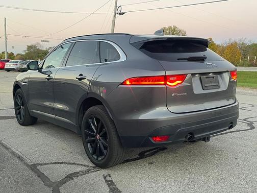 2018 Jaguar F-PACE 25t Prestige