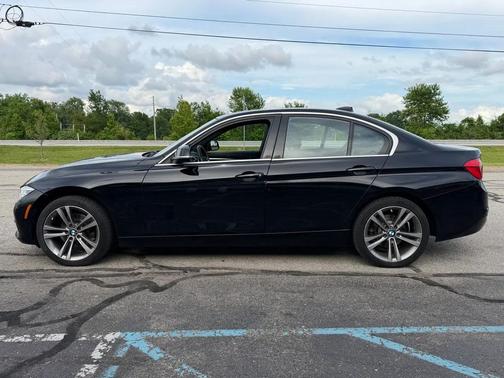 Black 2018 BMW 330 xDrive