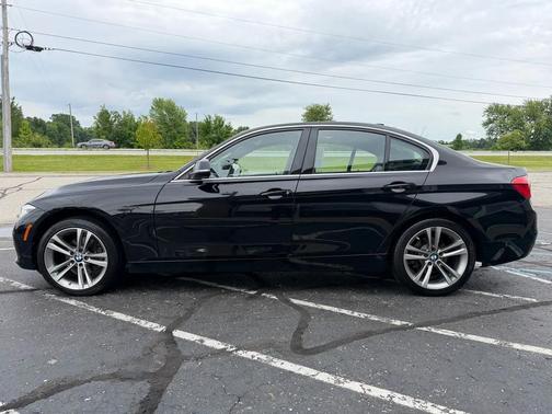 Black 2018 BMW 330 xDrive