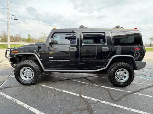 2006 Hummer H2 Base