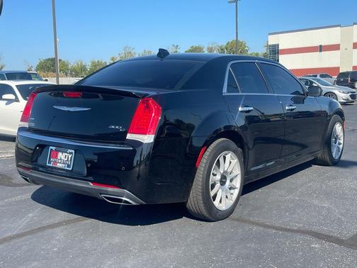 2017 Chrysler 300C Base