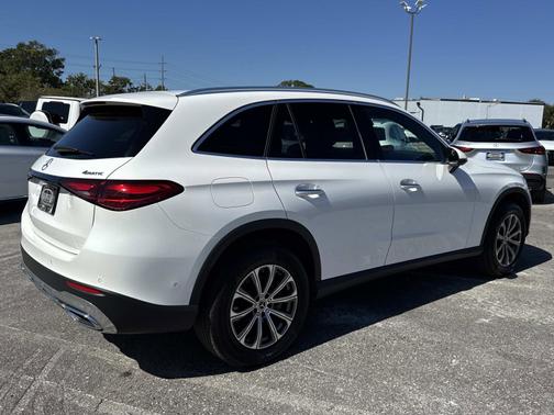 2024 Mercedes-Benz GLC 300 4MATIC