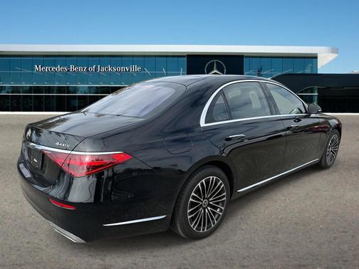 Black 2024 Mercedes-Benz S-Class