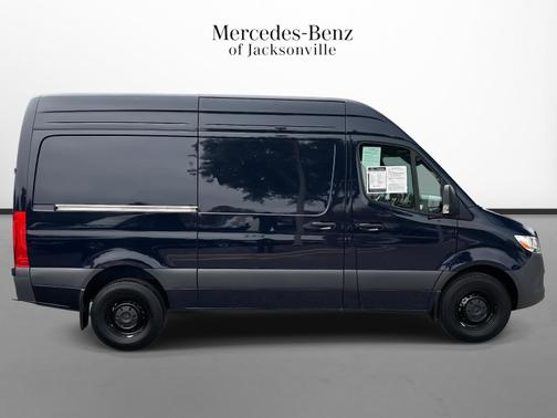 2024 Mercedes-Benz Sprinter 2500 