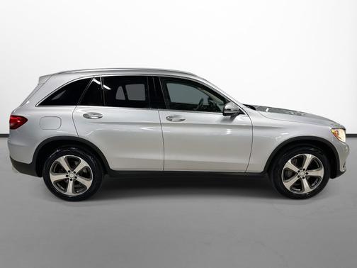 2016 Mercedes-Benz GLC-Class 