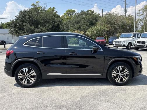 2025 Mercedes-Benz GLA 250 Base