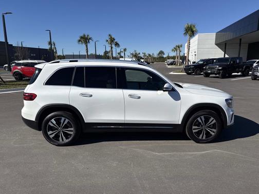 2025 Mercedes-Benz GLB 250 Base