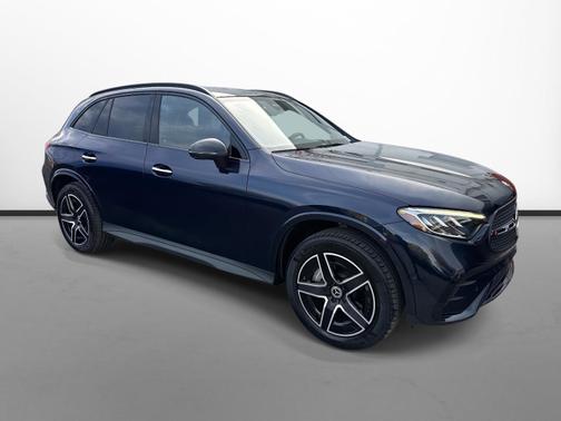 2023 Mercedes-Benz GLC 300 