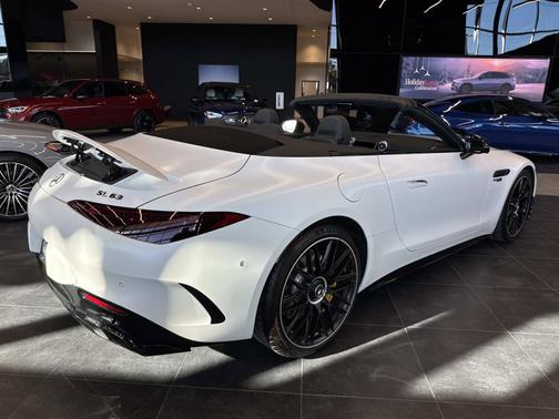 2022 Mercedes-Benz AMG SL 63 Base