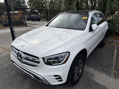 2021 Mercedes-Benz GLC 300 