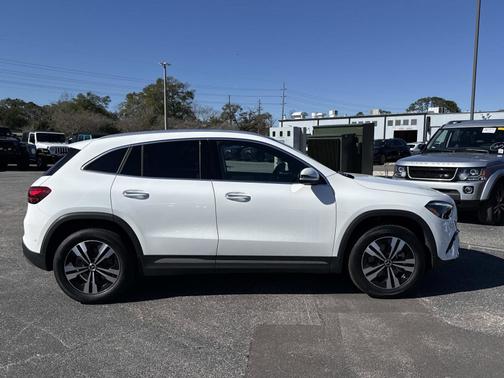 2025 Mercedes-Benz GLA 250 Base