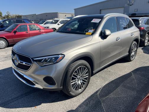 2024 Mercedes-Benz GLC 300 