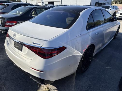 2025 Mercedes-Benz S-Class 