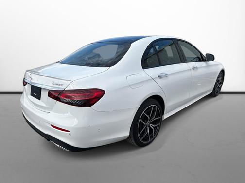 2022 Mercedes-Benz E-Class 