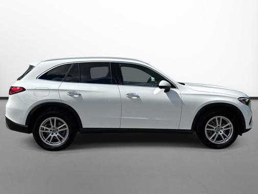 2025 Mercedes-Benz GLC 300 Base