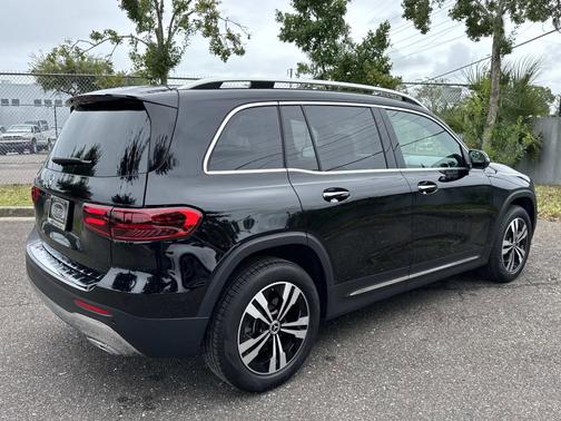 2025 Mercedes-Benz GLB 250 Base