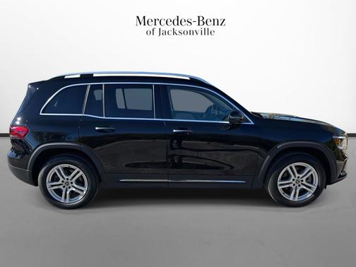 Night Black 2023 Mercedes-Benz GLB 250