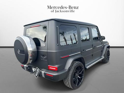 Black 2024 Mercedes-Benz G-Class