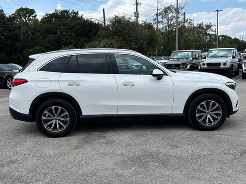 2024 Mercedes-Benz GLC 300 4MATIC