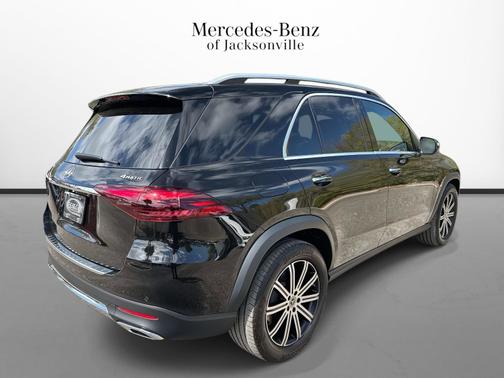 Obsidian Black Metallic 2025 Mercedes-Benz GLE 450e