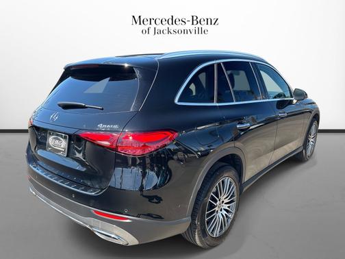 Black 2025 Mercedes-Benz GLC 300 4MATIC