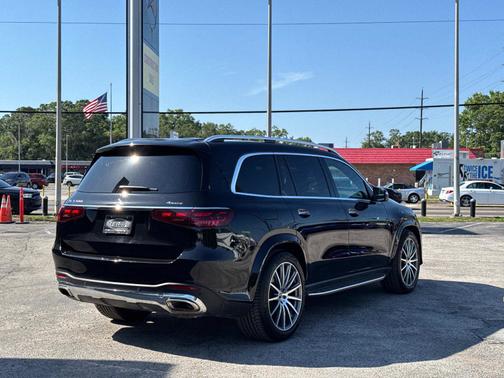 2024 Mercedes-Benz GLS 580 