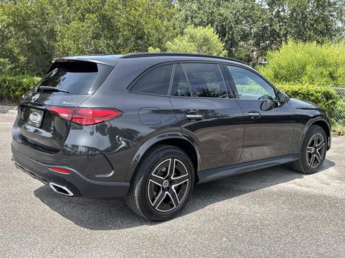 2025 Mercedes-Benz GLC 350e Base