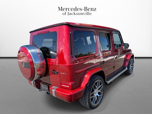 MANUFAKTUR Cardinal Red Metallic 2024 Mercedes-Benz AMG G 63