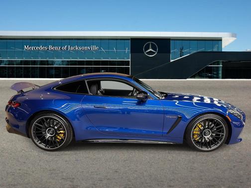 2025 Mercedes-Benz AMG GT 63 