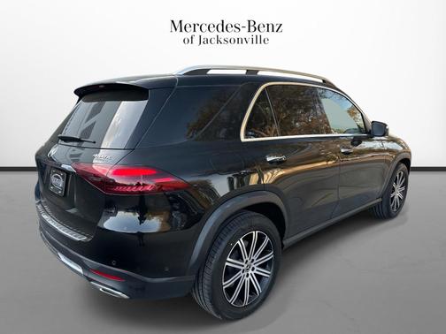 Obsidian Black Metallic 2025 Mercedes-Benz GLE 450e