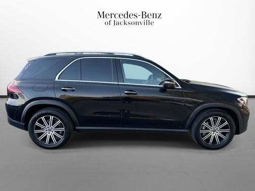 Obsidian Black Metallic 2025 Mercedes-Benz GLE 450e