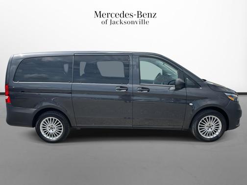 2023 Mercedes-Benz Metris Standard Roof