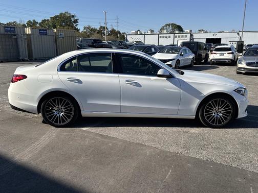 2022 Mercedes-Benz C-Class 