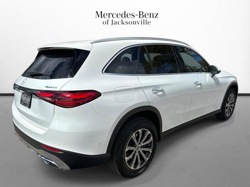2025 Mercedes-Benz GLC 300 4MATIC